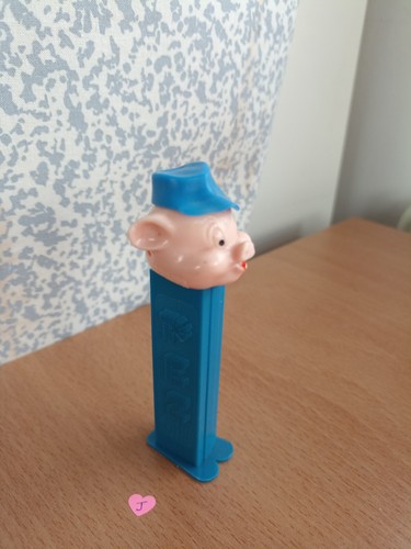 Pez distributeur de bonbons - distributeur,