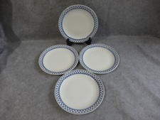 4 assiettes à dessert