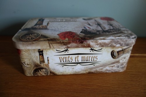 Boite métal biscuit - boite,