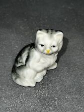 Figurine miniature chaton