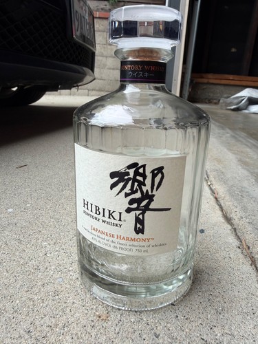 Hibiki Harmony Suntory