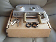 locinox Serrure de Portail, SERRURE LOCINOX,  MONTAGE A BAGUE PROFIL 50MM