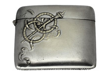 PY61 : Pyrogène Art Nouveau en métal argenté (?)  boite allumettes match box