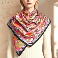 RARE FOULARD HERMES en soie