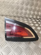 Feu arriere secondaire gauche