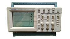 TEKTRONIX TDS 210 2x60MHZ 1GS/s DIGITAL  REAL TIME OSCILLOSCOPE  PORTABLE 1sonde