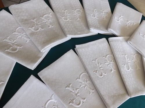 Serviettes table - de,