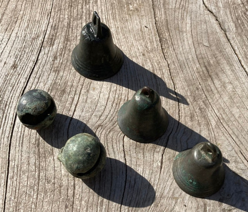 Lot petites cloches et - 3,