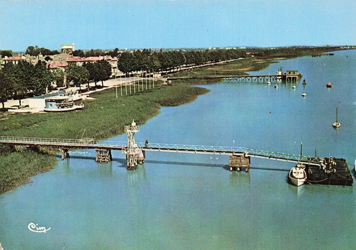 Pauillac les quais l - quais, et