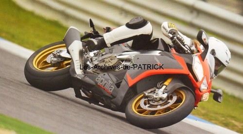 Aprilia rsv4 1000 factory aprc - 1000,