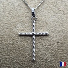 Pendentif croix chrétienne