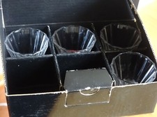 VILLEROY BOCH 4  VERRES A LIQUEUR EN CRISTAL  MODELE PALOMA PICASSO ht 4 cm