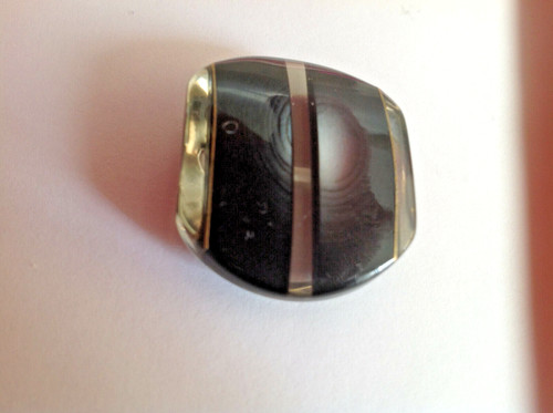 Ancien bouton épais haute