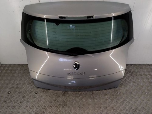 Malle hayon arriere renault - arriere,