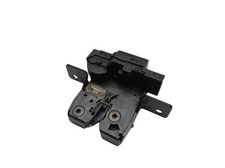 Lock tailgate tailgate lock