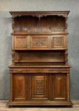 Exceptionnel buffet Renaissance a 2 corps époque 19eme siècle en noyer massif