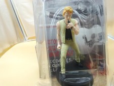 FIGURINE DE COLLECTION JOHNNY