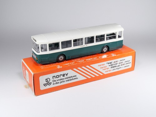 Norev plastigam autobus - 98,