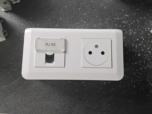 Prise rj45 - prise, 2p+t