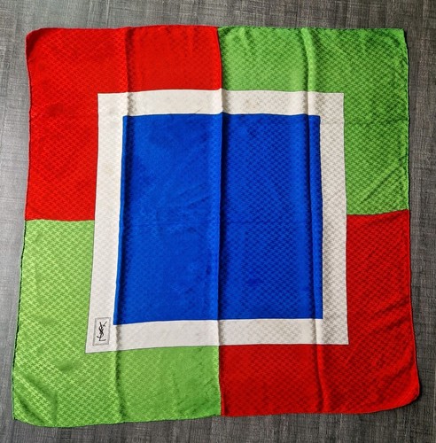 Foulard ysl 100 soie - ,