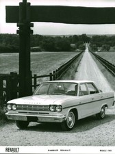 Photo de presse ancienne automobile voiture Renault Rambler 66 usine Billancourt