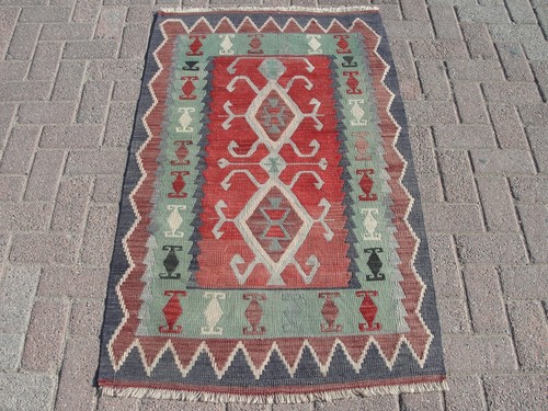 Kilim rug vintage - kilim,