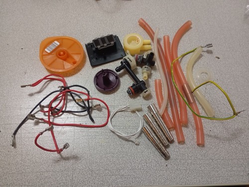 Lot tuyau tube câble raccord - tuyau,