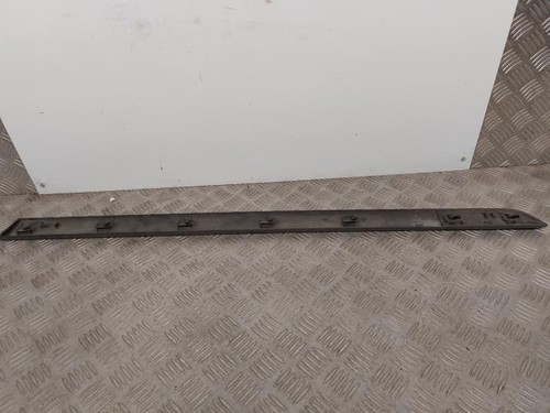 Baguette porte avant droite - de,