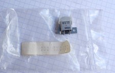 1x BT77 tête magnétique cassette. Tape deck head.  Prix pour 1 pièce