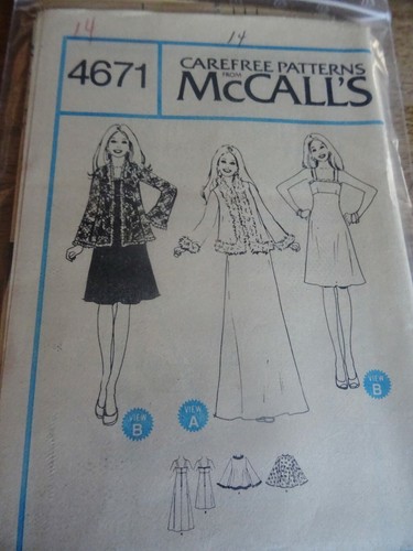 Patron vintage mccall s robe - ,