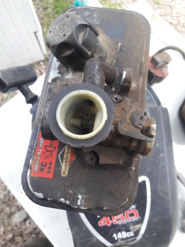 Carburateur reservoir pour - carburateur,