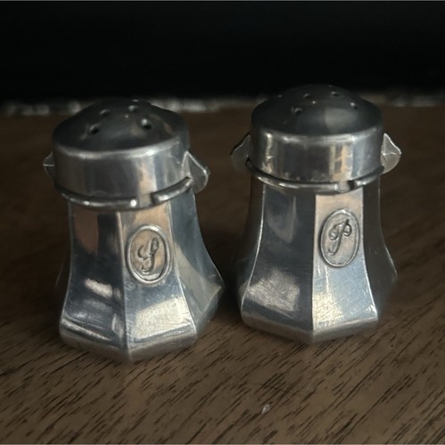 Set assaisonnement salière - , et
