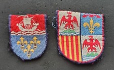 2 anciens insignes de Province