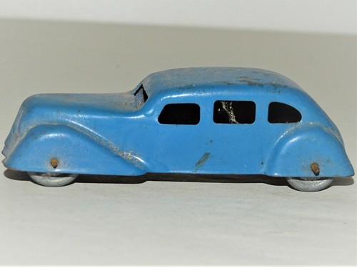 Ancienne voiture miniature - voiture,