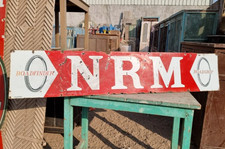Panneau émaillé porcelaine pneus NRM roadfinder ancien vintage années 1930