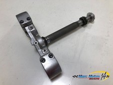 TE DE FOURCHE INFERIEUR YAMAHA MT01  2005