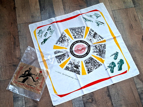 Foulard militaire allemagne - un,