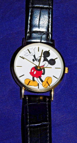 Montre mickey mouse jamais - mickey,