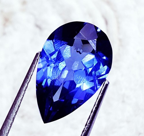 Naturel tanzanite bleue à - bleue,