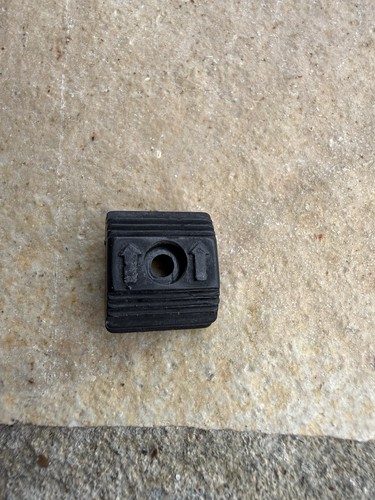 Bouton plastique arrêt - bouton, nu