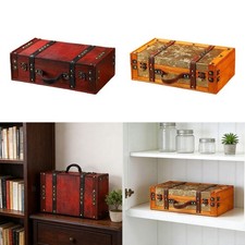 Valises anciennes, coffres au