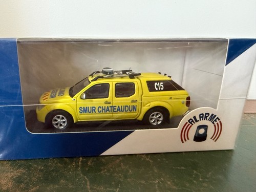 Nissan navara double cabine - nissan,
