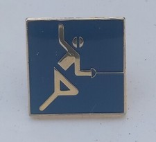pin's , escrimeur 