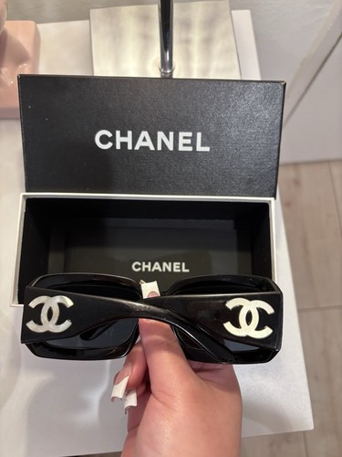 Vintage chanel women mother - vintage,