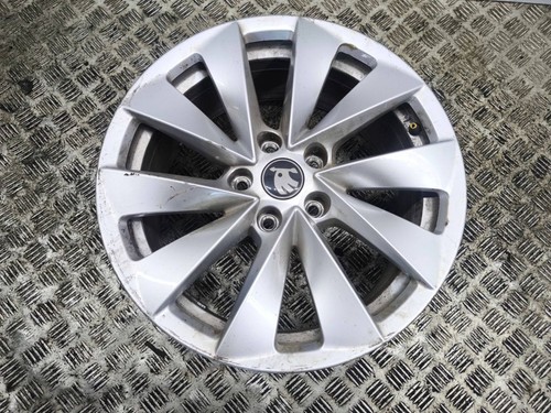 Skoda superb 2025 - skoda,