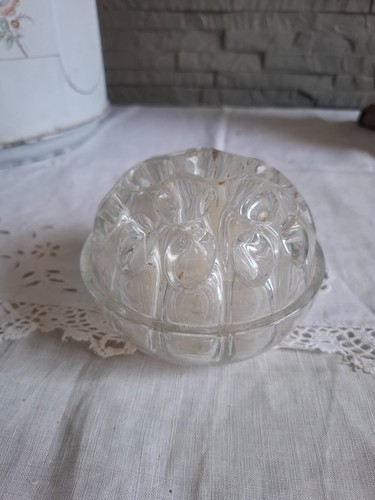 Joli vase pique - joli, fleurs