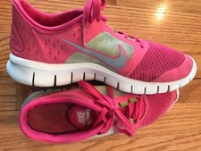 NIKE Girls Pink Flex Sole