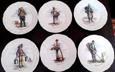 6 petites assiettes "Metiers du vieux Paris" avec relief de feuilles de vigne