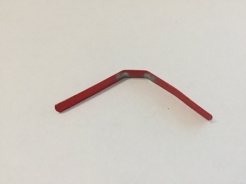 Axe ouverture porte pièce