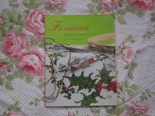 Livre fil métallisé - ,